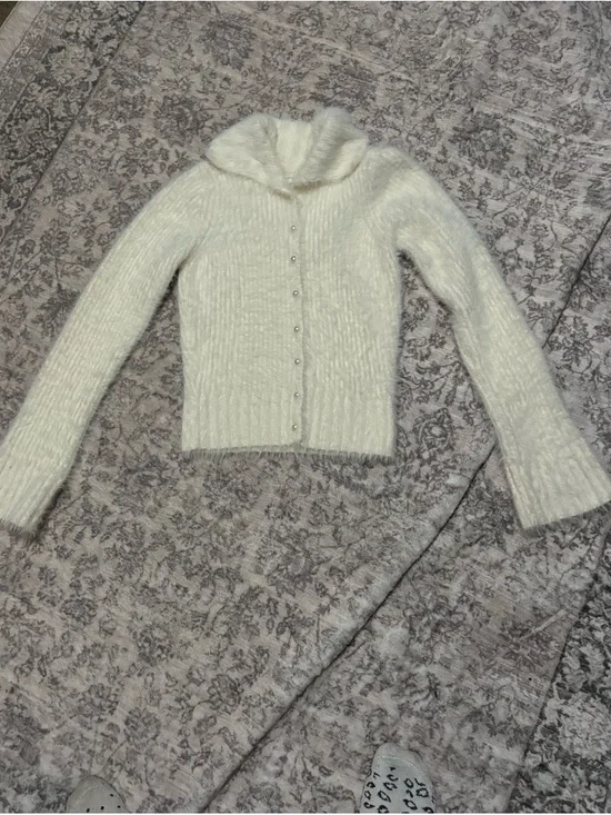 Anthropologie Pearl Button Fuzzy Cardigan Sweater - Picture 4 of 8